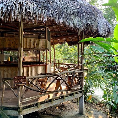 Liana Lodge Тена Екстер'єр фото